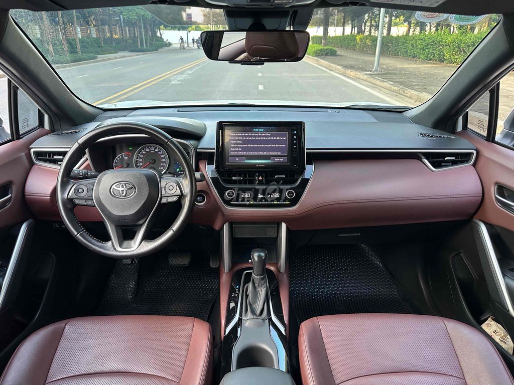 Toyota Corolla Cross 2022 1.8V - 22000Km Trắng. Mua bán Ô tô tại Quận Cầu Giấy Hà Nội được đăng bởi Vũ Kiên hình 15