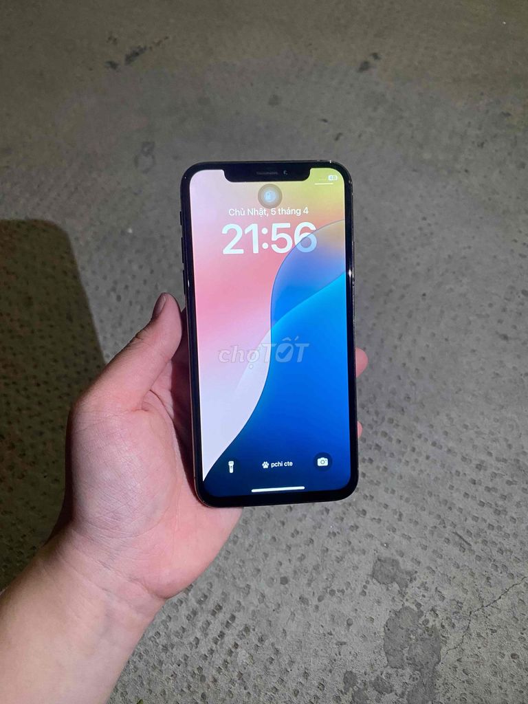 iPhone Xs 64GB màu gold. Mua bán Điện thoại tại Thành phố Dĩ An Bình Dương được đăng bởi Trung Tạ Đức hình 1