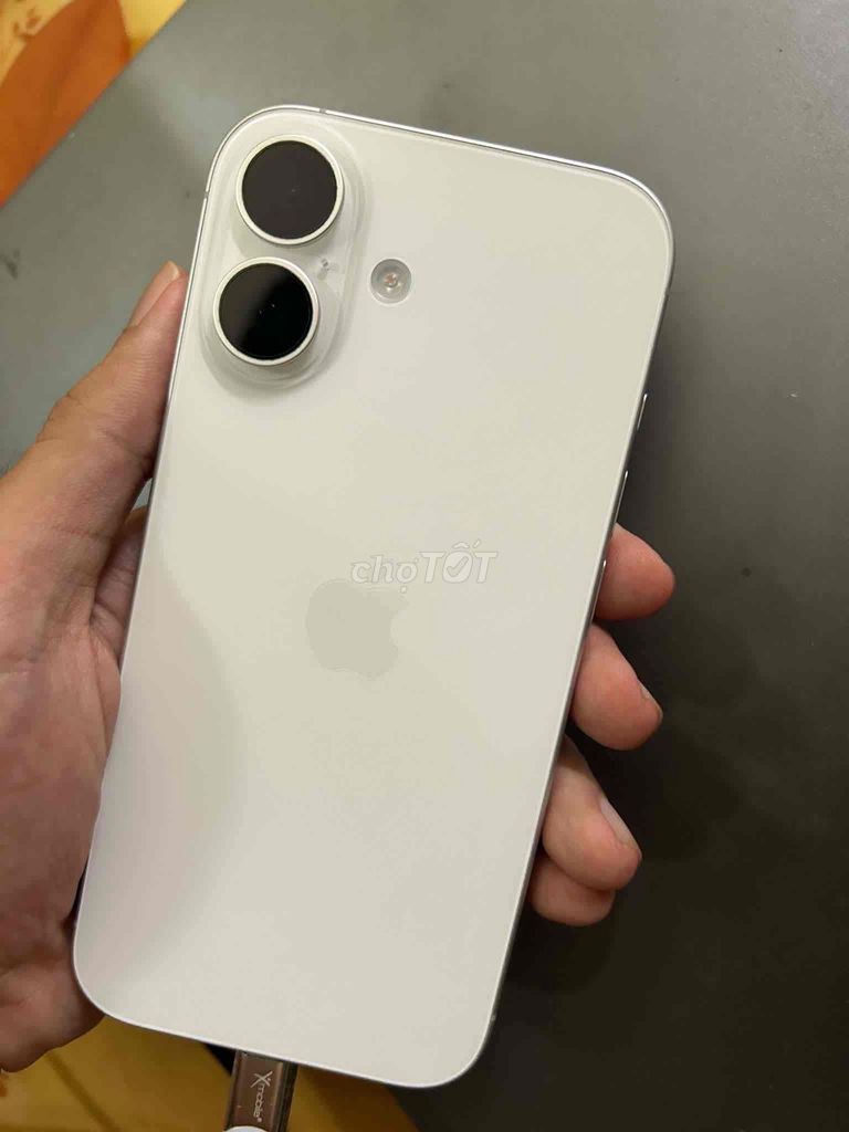 Apple iPhone 17 Trắng. Mua bán Điện thoại tại Quận Thanh Khê Đà Nẵng được đăng bởi Labubu hình 1
