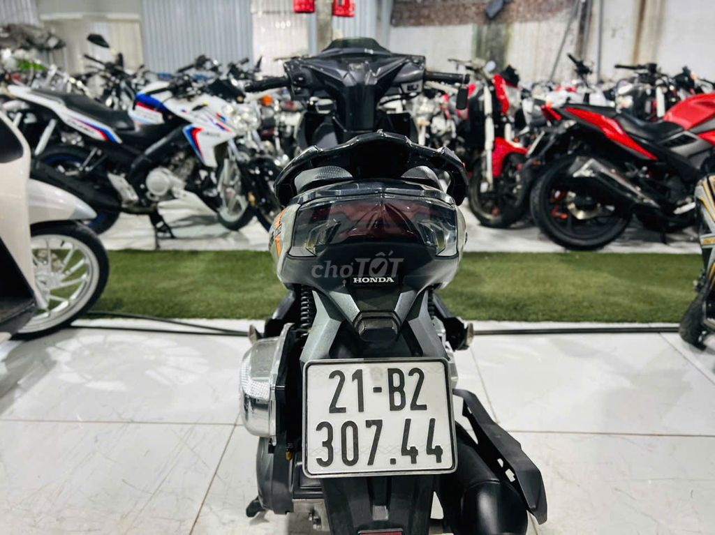 XE MÁY PHỦ THỊNH -HONDA AIRBLADE 125- BAO TRẢ GÓP. Mua bán Xe máy tại Quận Nam Từ Liêm Hà Nội được đăng bởi TRẦN VĂN PHÚ hình 4