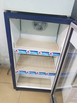 0775683893 - tủ mát Pepsi 122L ngăn rộng, mát lạnh nhanh, chạy