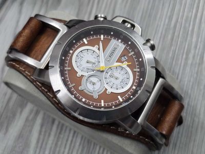 FOSSIL thương hiệu Mỹ 50mm. Mua bán Đồng hồ tại Thành phố Buôn Ma Thuột Đắk Lắk được đăng bởi Jun