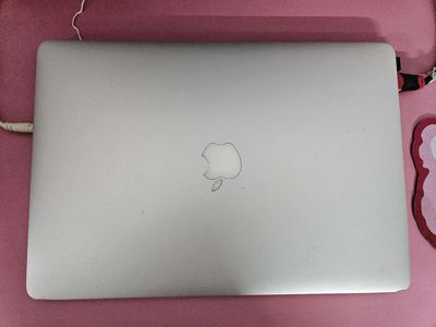 Macbook 15.6 inch early 2013 core I7