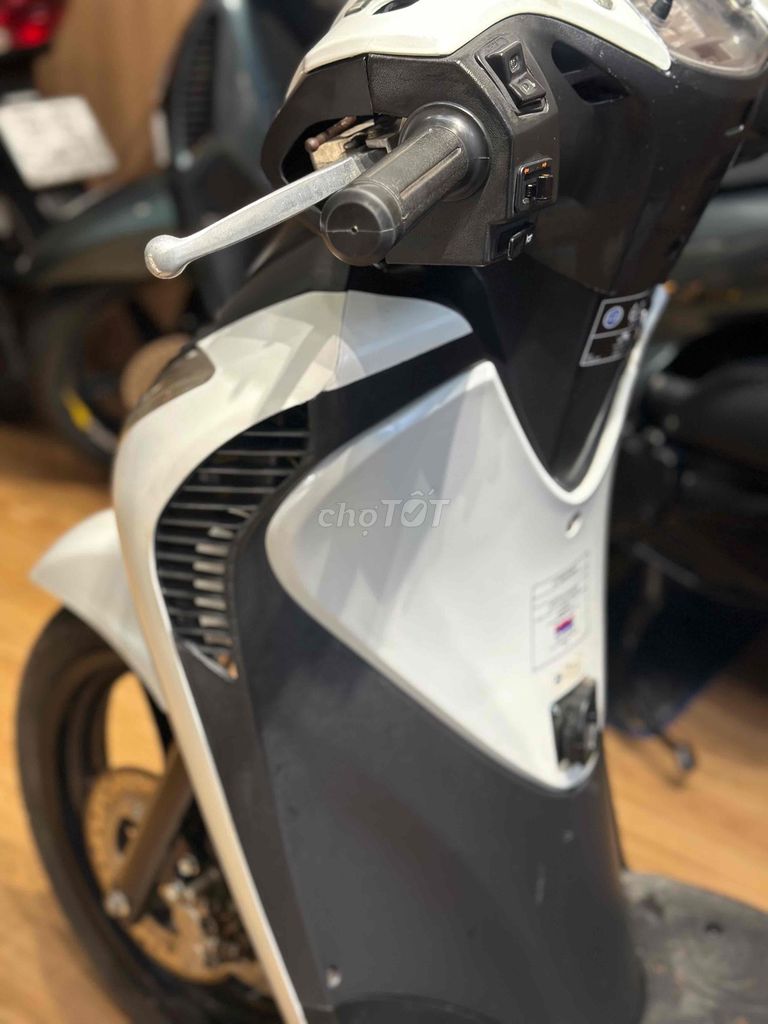 Sh ý Fi 2006 biển sg chính chủ. Mua bán Xe máy tại Quận 1 Tp Hồ Chí Minh được đăng bởi Trung xe hình 2