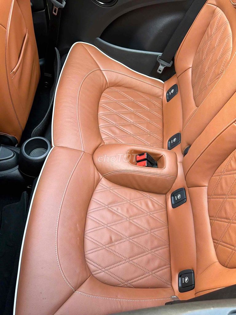 MINI Cooper S mui trần sx 2018 siêu đẹp. Mua bán Ô tô tại Quận Cầu Giấy Hà Nội được đăng bởi Cao Quý hình 16