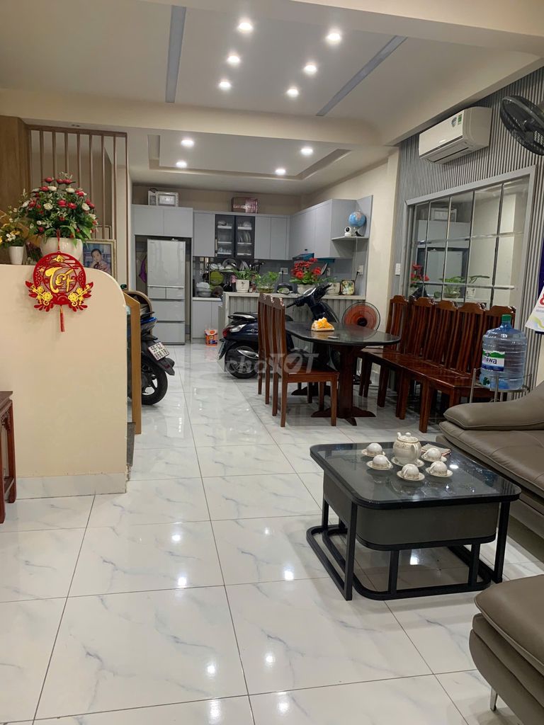 Chính chủ cần bán nhà 1 trệt 1 lầu đườn Trung Mỹ Tây 19, ngang 5,5m