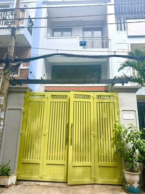 Аренда · 4 комн. · 60 м² · Quận Tân Phú, ул. Đường Huỳnh Thiện Lộc