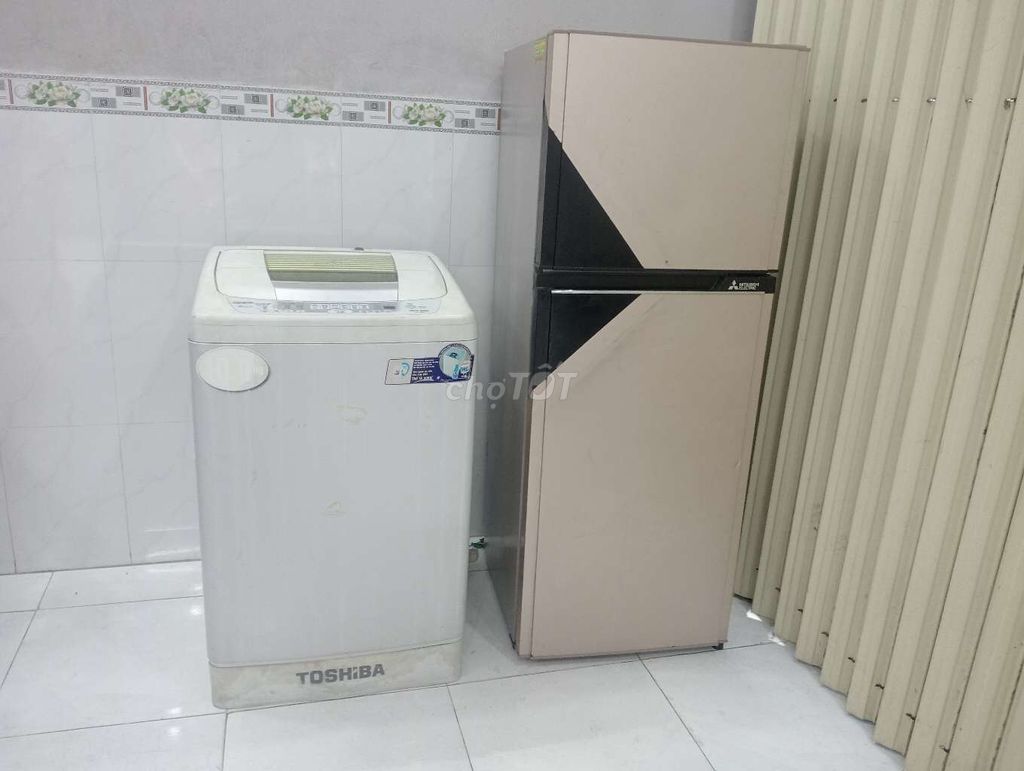 về quê gấp cần thanh lý hết đồ như hình. Mua bán Máy giặt tại Huyện Đức Hòa Long An được đăng bởi Lê Hằng  hình 1