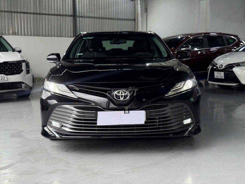 Toyota Camry 2.5Q Đen Tím 45.000 Km 2019 Nhập Thai. Mua bán Ô tô tại Thành phố Thủ Đức Tp Hồ Chí Minh được đăng bởi Long Auto Vạn Phúc hình 3