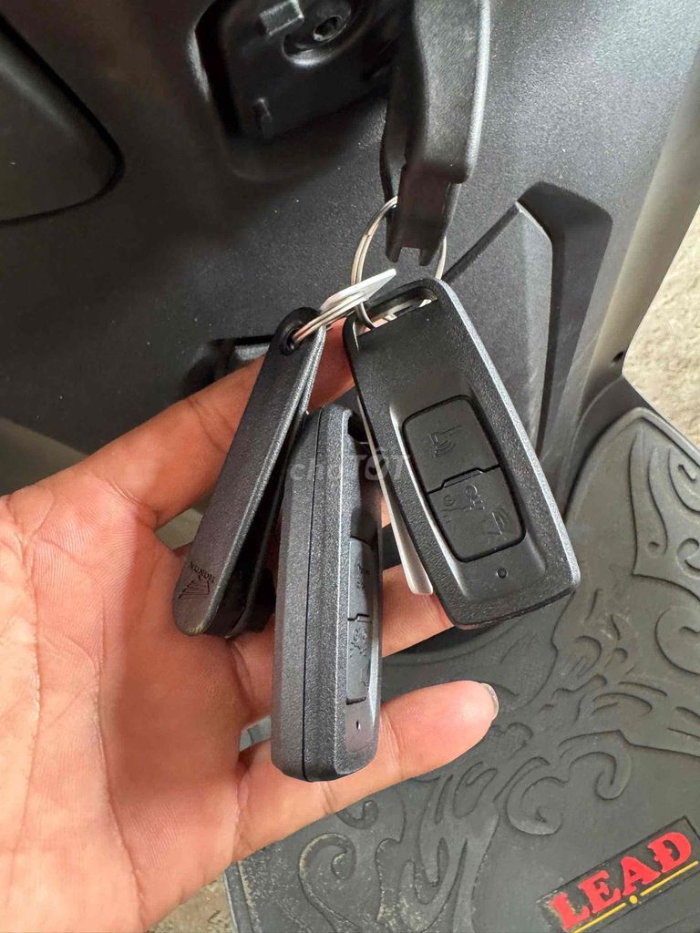 Lead Abs date 2025 siêu lướt 1600 km Hỗ trợ góp. Mua bán Xe máy tại Quận Cái Răng Cần Thơ được đăng bởi Cửa Hàng Xe Máy Quang Sang hình 5