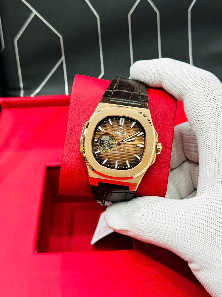Đồng hồ Carnival Nautilus 8128G Automatic 40mm. Mua bán Đồng hồ tại Thành phố Thủ Dầu Một Bình Dương được đăng bởi Trong Nguyen Doan hình 1