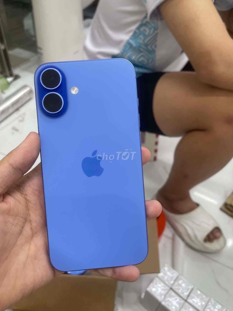iPhone 16 Plus Qte 128GB đẹp 99% nguyên zin. Mua bán Điện thoại tại Quận Bắc Từ Liêm Hà Nội được đăng bởi Cao Thanh Bình hình 1