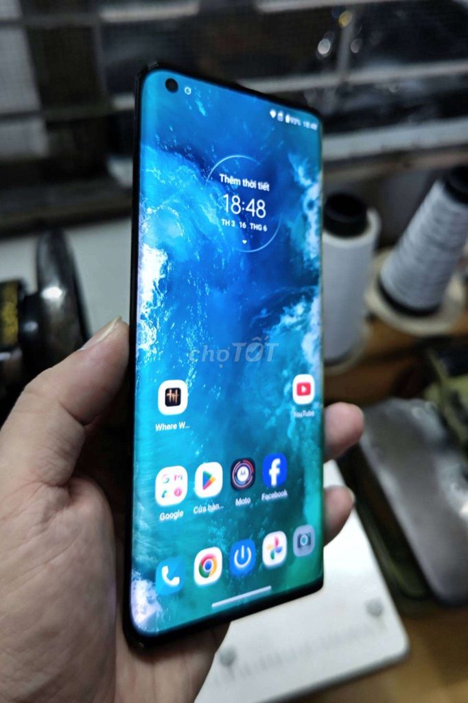 Motorola Edge Plus 2020 12GB/256GB đỏ mận. Mua bán Điện thoại tại Thành phố Long Xuyên An Giang được đăng bởi KHANG hình 1