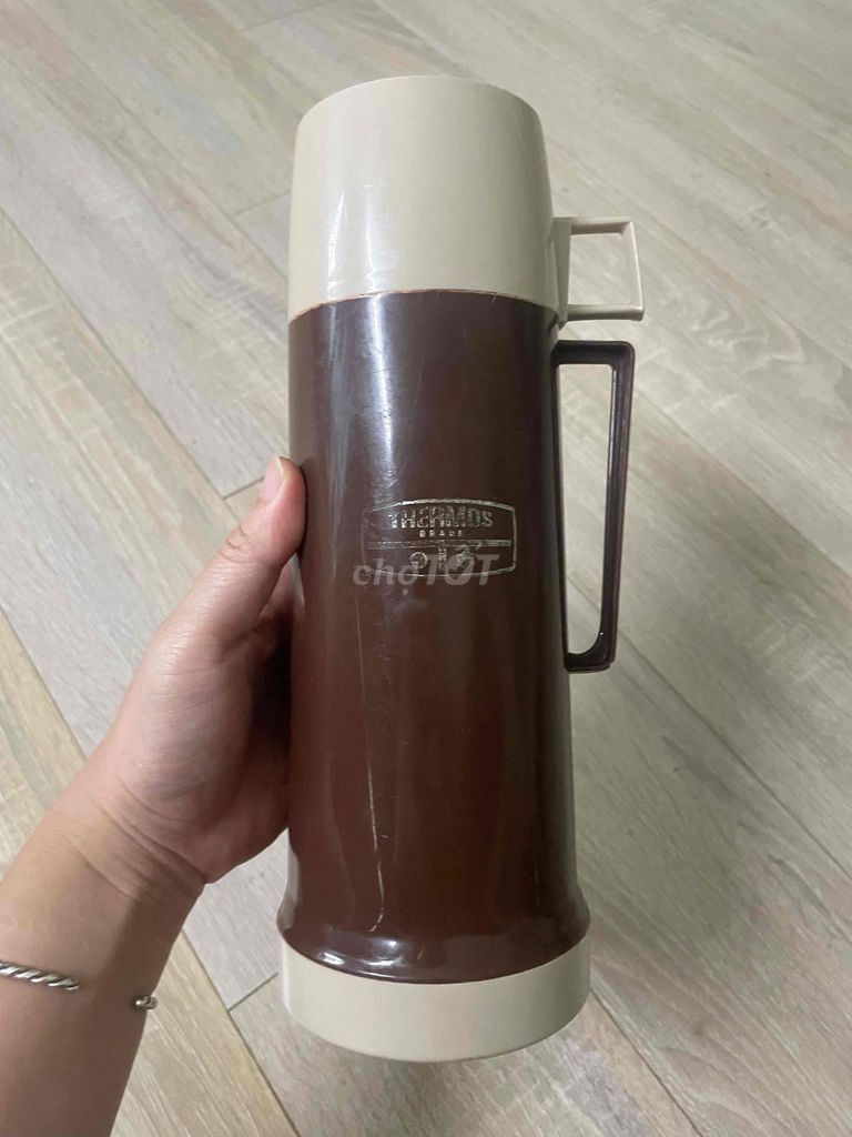 Bình giữ nhiệt Thermos 0.5L Nâu. Mua bán Dụng cụ nhà bếp tại Quận Hà Đông Hà Nội được đăng bởi Thảo đặng hình 1