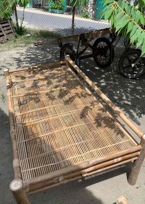 giường tre nhà làm bền đẹp chắc chắn. Mua bán Giường, chăn ga gối nệm tại Huyện Hòa Vang Đà Nẵng được đăng bởi Oanh 2hand