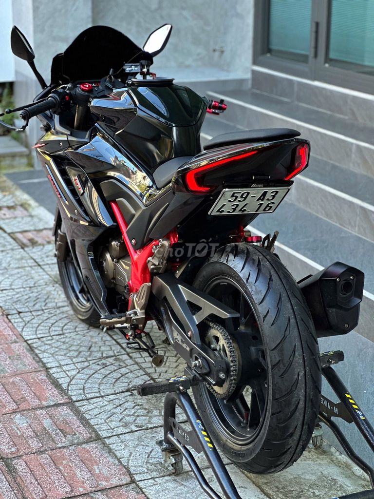 Gpx Demon GR200R mẫu mới siêu đẹp bao zin keng. Mua bán Xe máy tại Quận Thanh Khê Đà Nẵng được đăng bởi Xe Máy Đức Vũ 658 Trần Cao Vân hình 9