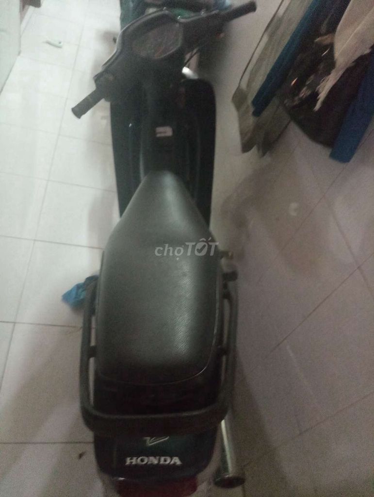 Xe wave đang chạy máy êm zin toàn bộ. Mua bán Xe máy tại Thành phố Ngã Bảy Hậu Giang được đăng bởi Lê Thành hình 4