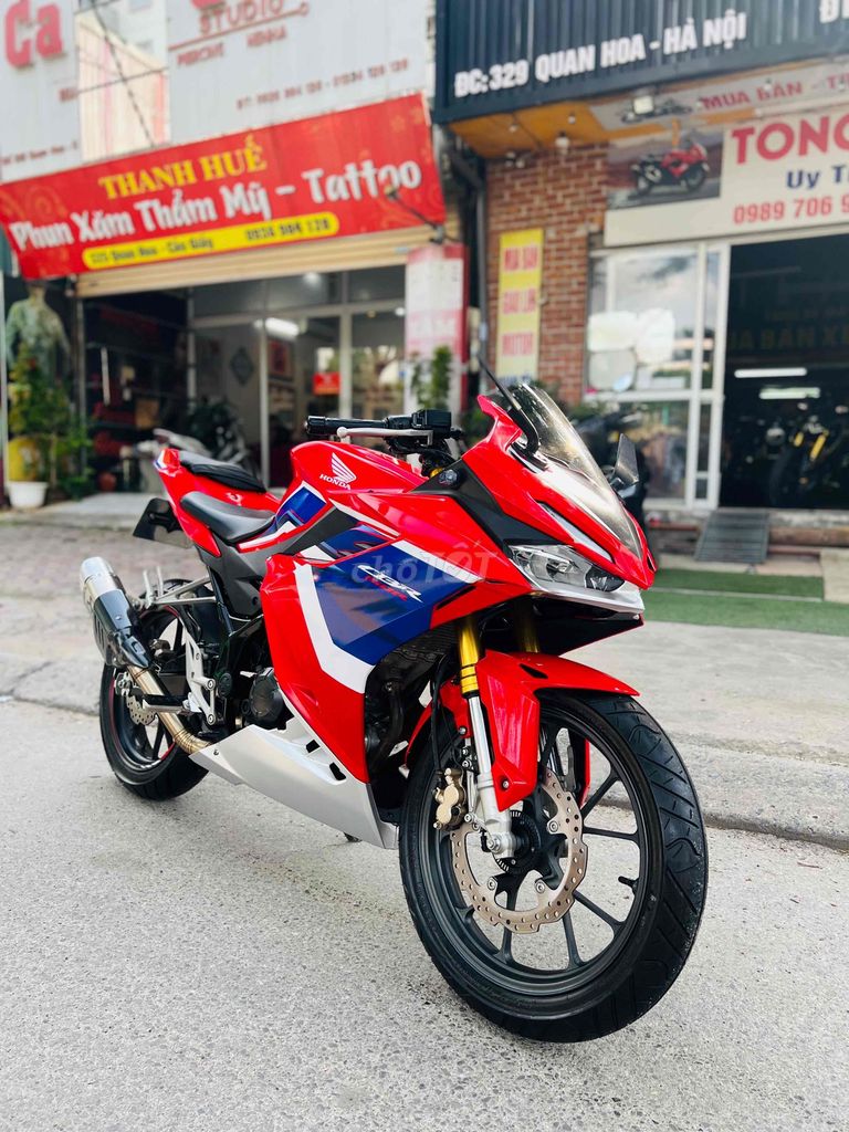 HONDA CBR 150R bản HRC Xe lướt mới pkl moto. Mua bán Xe máy tại Quận Cầu Giấy Hà Nội được đăng bởi Tong motor xe may hình 2