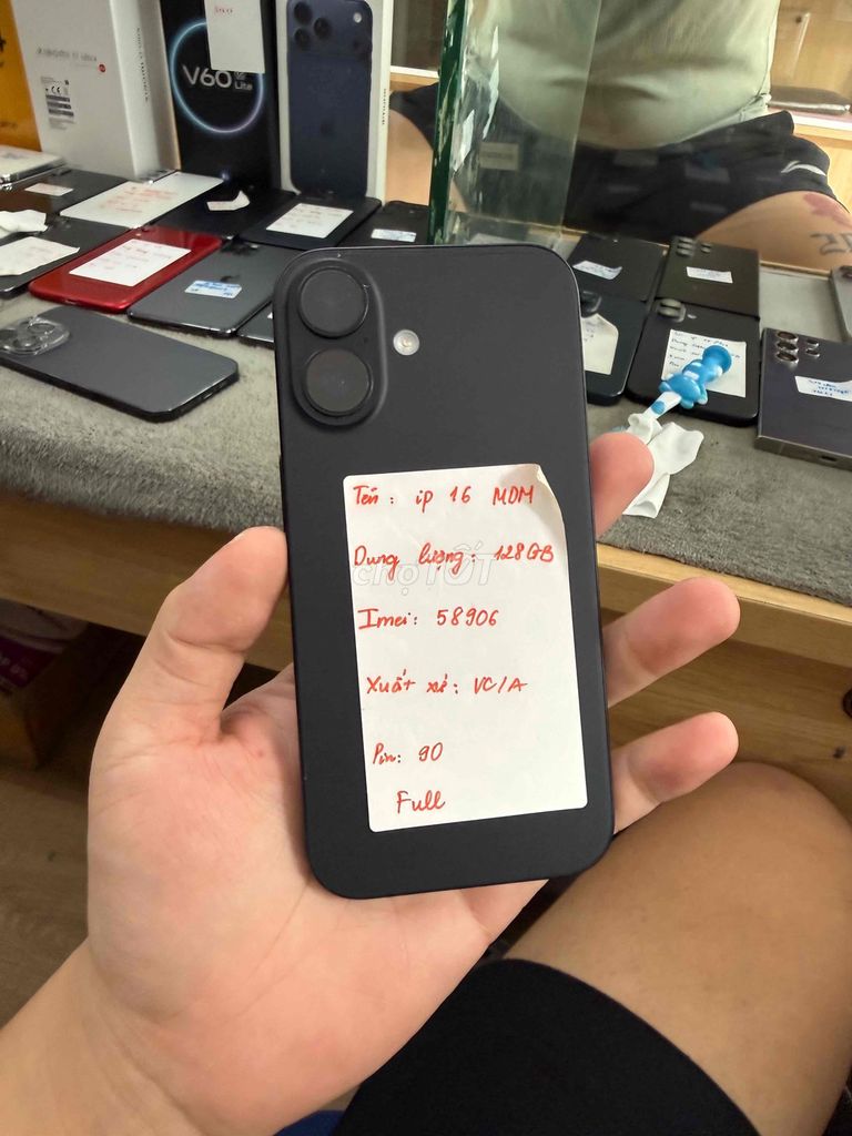 Apple iPhone 16 128GB Đen 99%. Mua bán Điện thoại tại Quận Đống Đa Hà Nội được đăng bởi Hoàng quân store hình 1