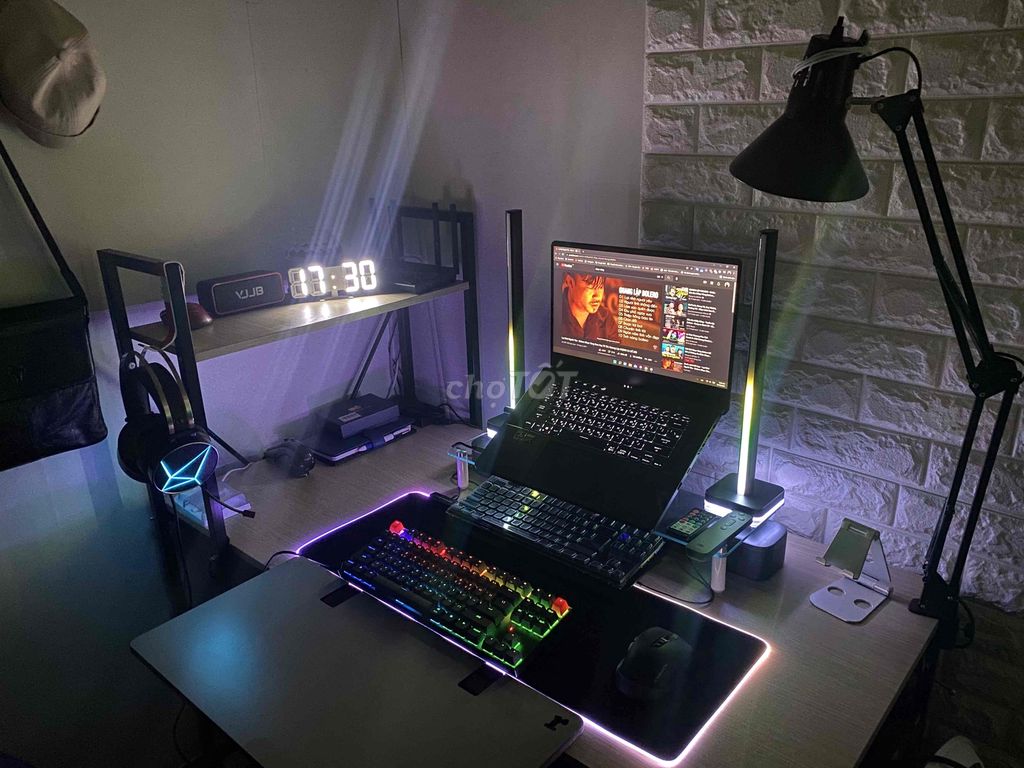Đèn decor bàn máy tính