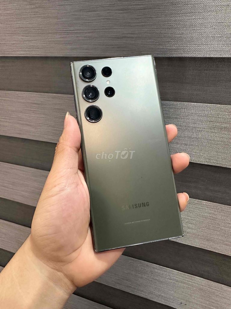 Samsung S23 Ultra 12GB/256GB Xám. Mua bán Điện thoại tại Quận Đống Đa Hà Nội được đăng bởi Ng Hoang Anh hình 1