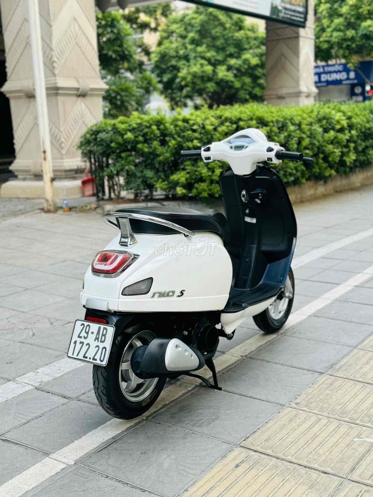 Nio S 50cc trắng cuối 2020 mới cứng máy sơn zin