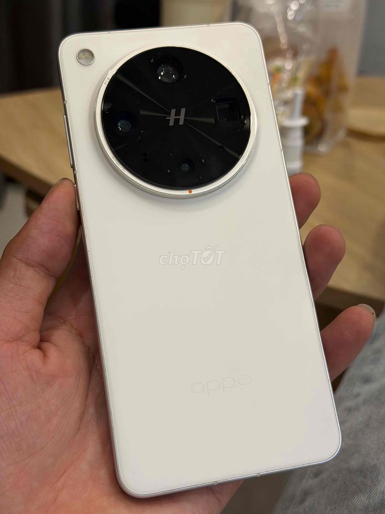 Oppo Find X8 Ultra keng nét full phụ kiện. Mua bán Điện thoại tại Thành phố Thủ Đức Tp Hồ Chí Minh được đăng bởi Hải Nam Store hình 1