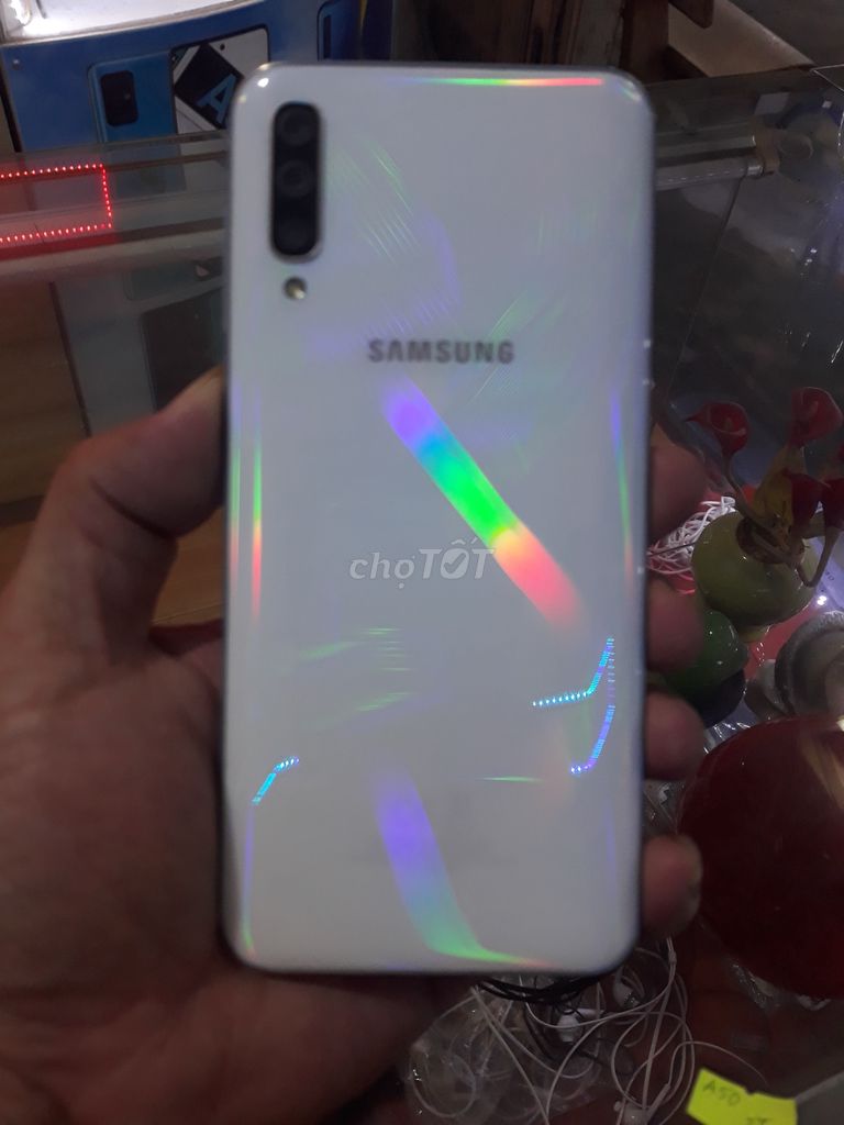 0963910498 - Samsung Galaxy A50 Trắng