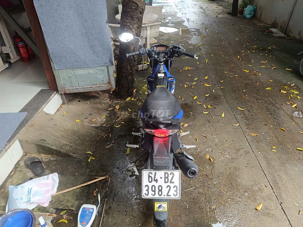 Xe satria xem xe còn bớt. Mua bán Xe máy tại Quận 12 Tp Hồ Chí Minh được đăng bởi Ngọc ánh  hình 2