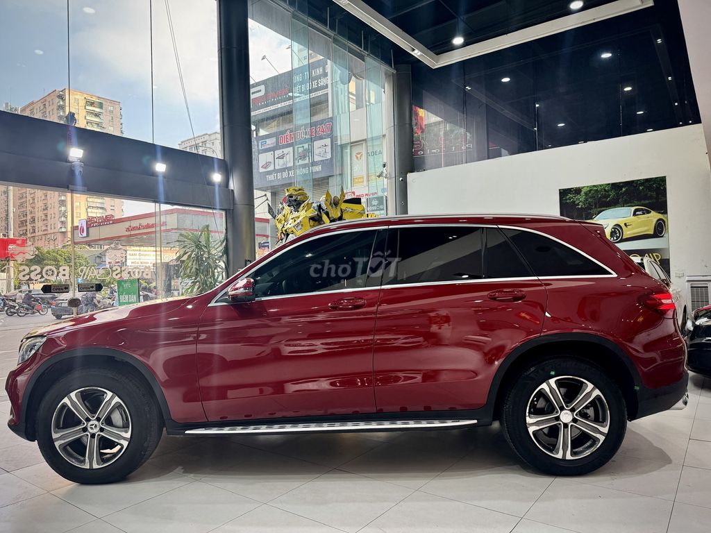 Mercedes Benz GLC Class2018 250 4MATIC AT-63000 km