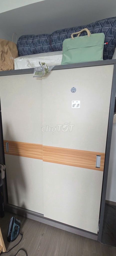 Tủ quần áo gỗ ép cửa lùa. Mua bán Tủ, kệ gia đình tại Huyện Bình Chánh Tp Hồ Chí Minh được đăng bởi Trang Tong hình 1