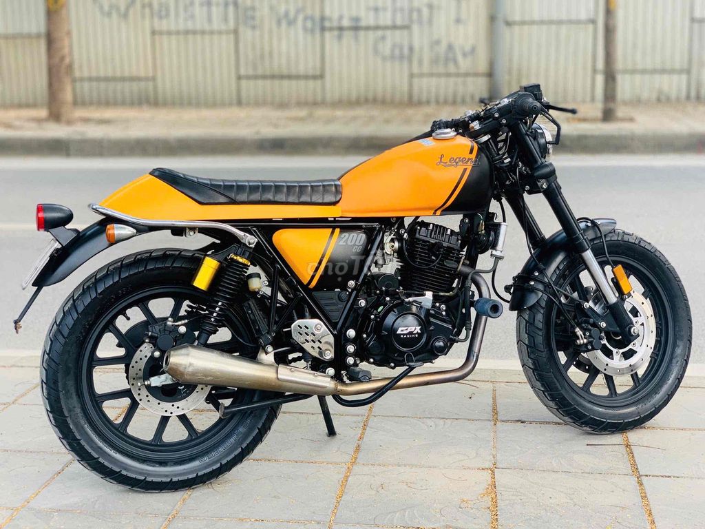 GPX LEGEND 200 xe đẹp lướt-góp O đồng-date chót. Mua bán Xe máy tại Quận Cầu Giấy Hà Nội được đăng bởi Tong motor xe may hình 5