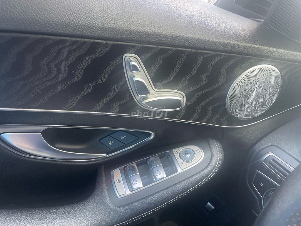 Bán xe Mer C200 12/2018 chính chủ giá 650 triệu. Mua bán Ô tô tại Thành phố Thủ Đức Tp Hồ Chí Minh được đăng bởi Vân Anh hình 3