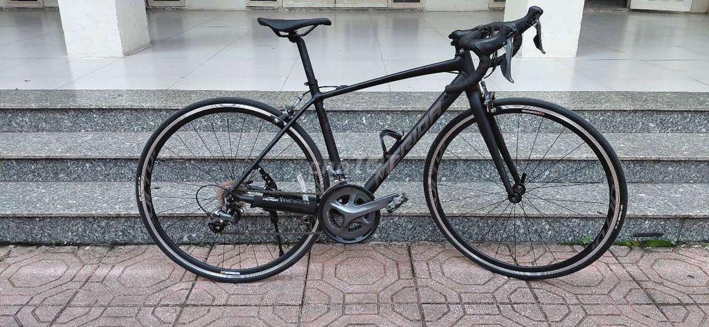 Xe trưng bày thanh lý. Mua bán Xe đạp tại Quận Thanh Xuân Hà Nội được đăng bởi Anh Tuấn hình 1