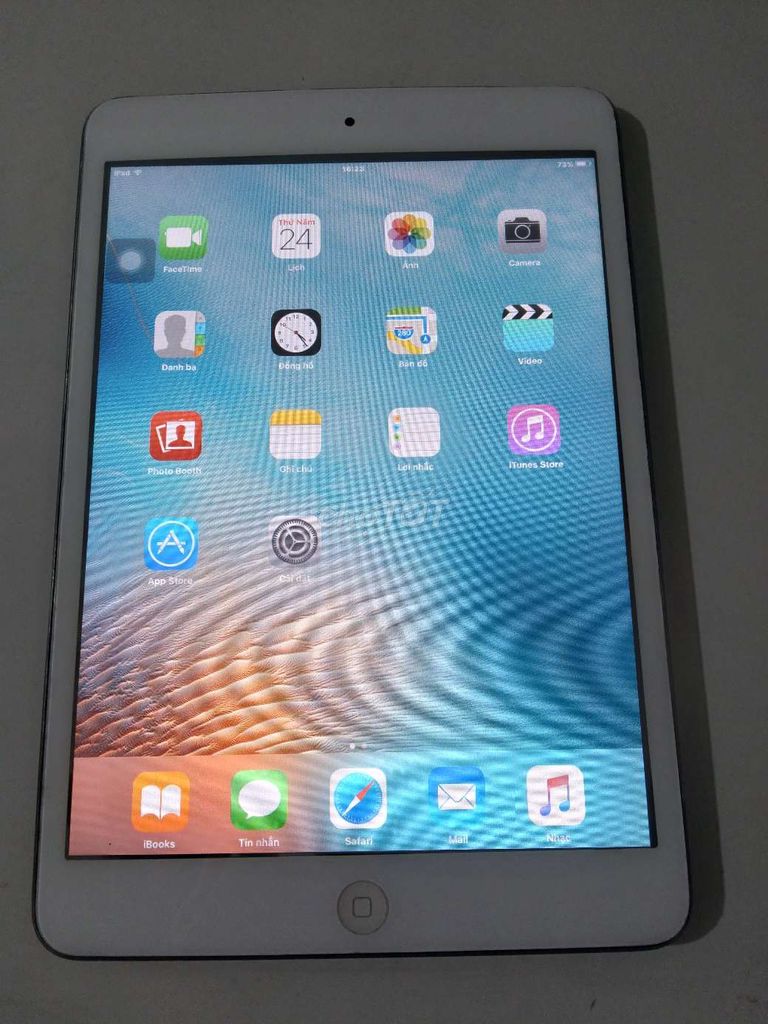 Ipad mini 1 16g cho các bé xem yotube. Mua bán Máy tính bảng tại Thành phố Buôn Ma Thuột Đắk Lắk được đăng bởi Cẩm Nhung hình 1