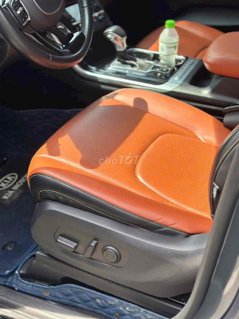 Kia Carnival 2.2D Luxury sx 2022 màu xanh. Mua bán Ô tô tại Quận Cầu Giấy Hà Nội được đăng bởi Cao Quý hình 7