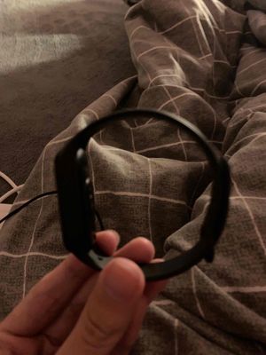 mi band 7 ko dùng nữa nên bán. Mua bán Thiết bị đeo thông minh tại Huyện Hậu Lộc Thanh Hóa được đăng bởi Lường Hải Anh