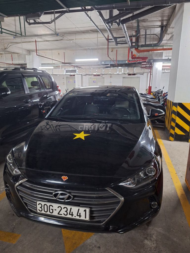Hyundai Elantra 2016 Gia đình 86000 km. Mua bán Ô tô tại Quận Long Biên Hà Nội được đăng bởi privacy longnd hình 4