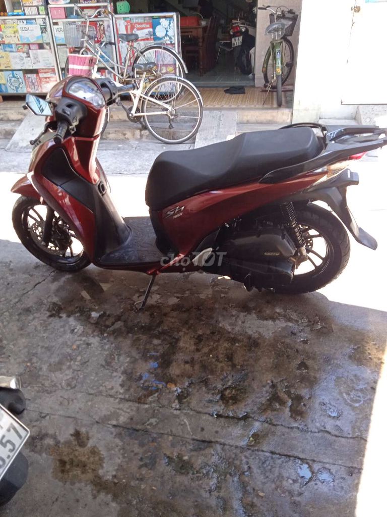 Cần thanh lý xe sh này ai cần lh: ***. Mua bán Xe máy tại Thành phố Quảng Ngãi Quảng Ngãi được đăng bởi Nguyễn Khánh Hợp hình 2