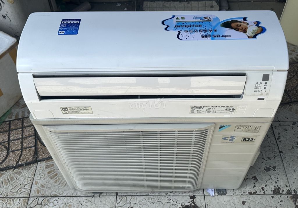 Máy lạnh cũ DAIKIN 3HP Inverter tiết kiệm điện R32