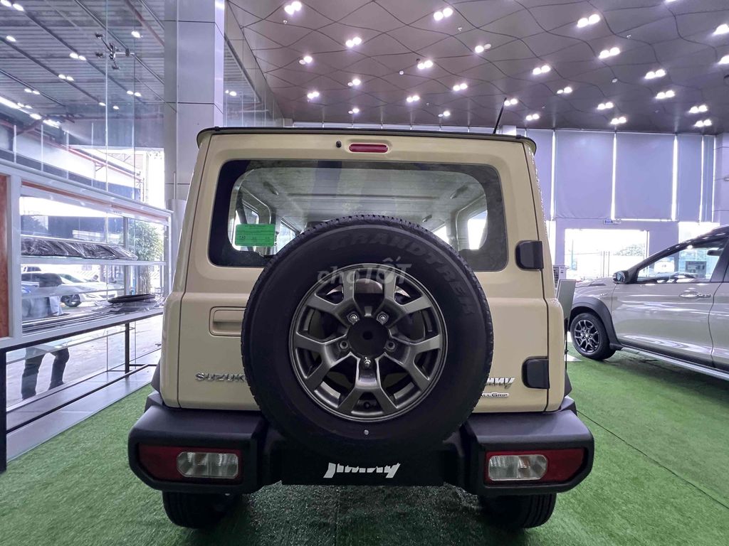 Suzuki jimny sẵn xe giá *** thị trường. Mua bán Ô tô tại Thành phố Dĩ An Bình Dương được đăng bởi Nguyễn An hình 7
