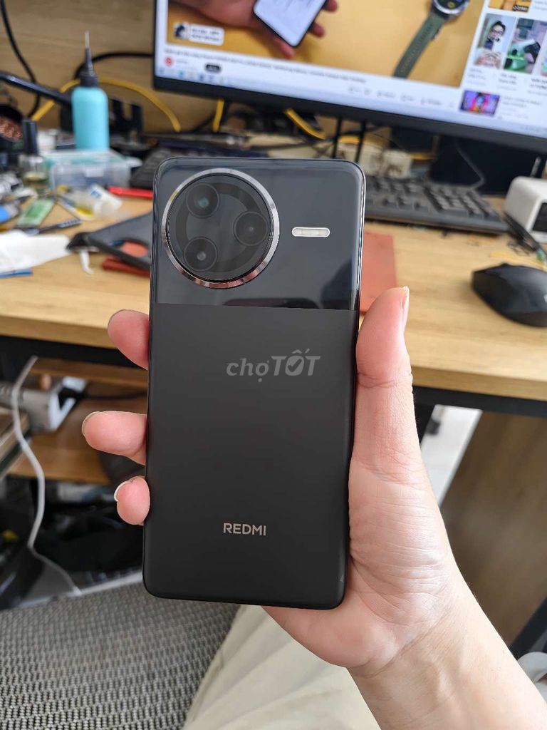 Xiaomi Redmi K80 Pro rom qt 256GB Đen Like new. Mua bán Điện thoại tại Huyện Ba Tri Bến Tre được đăng bởi Di Động 35 Ba Tri hình 1