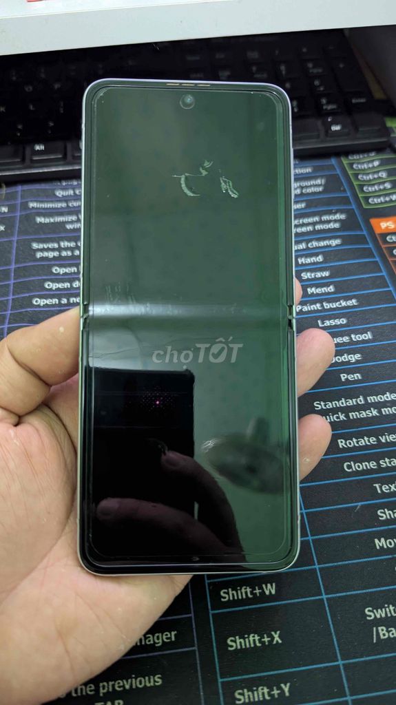 Bán nhanh Samsung Z Flip3 sọc màn. Mua bán Điện thoại tại Huyện Thoại Sơn An Giang được đăng bởi Tấn Phước hình 1