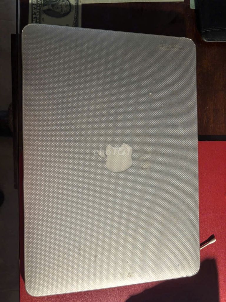 Apple MacBook Air 2015 13 inch. Mua bán Laptop tại Quận 7 Tp Hồ Chí Minh được đăng bởi Cường hình 1