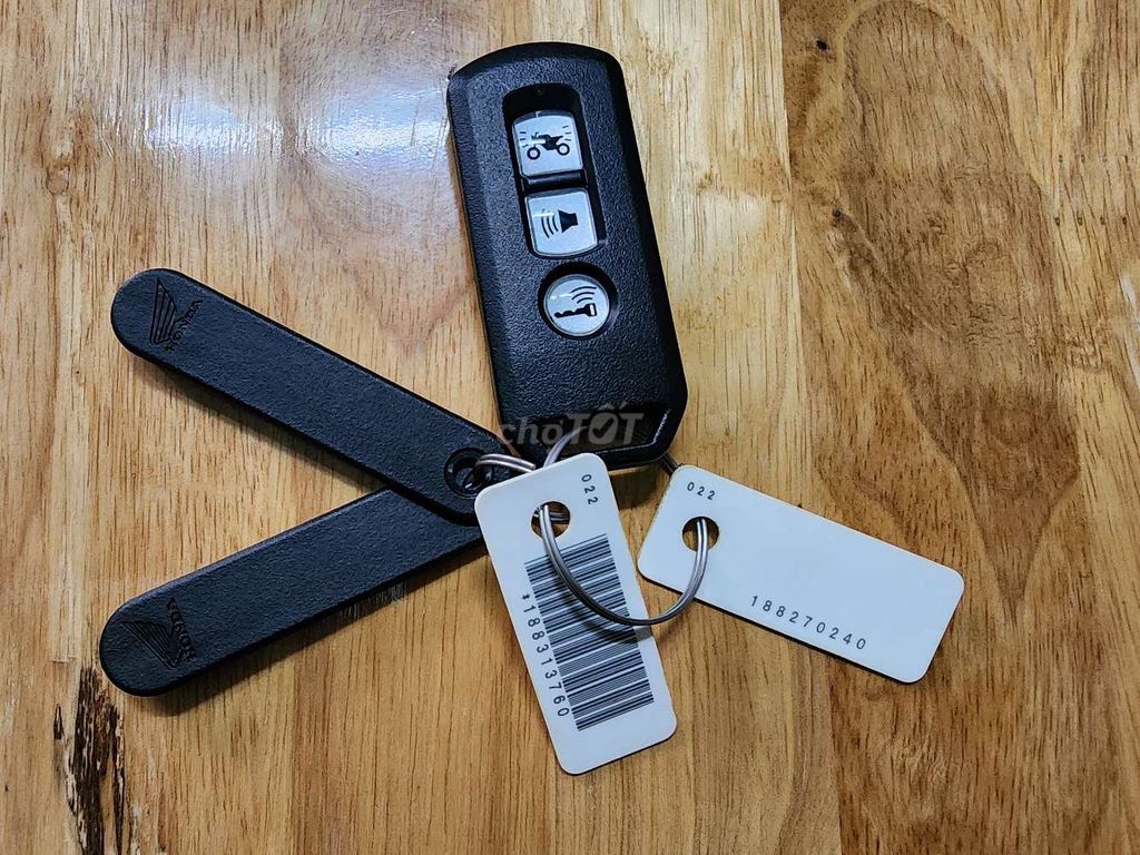 Khóa điều khiển Honda SH. Mua bán Phụ tùng xe tại Thành phố Huế Thừa Thiên Huế được đăng bởi Tran tran hình 3