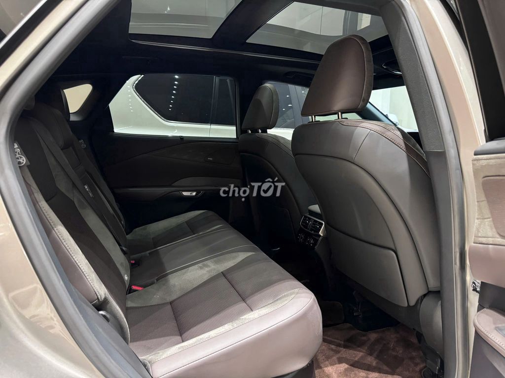 Lexus RX 2024 350 Luxury - 3900 km. Mua bán Ô tô tại Quận Gò Vấp Tp Hồ Chí Minh được đăng bởi Sĩ Minh hình 9