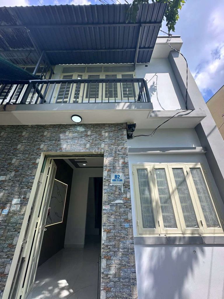 NHÀ GẦN NGÃ BA GIỒNG HÓC MÔN GIÁ 435TR 33,8M2