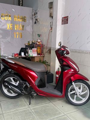 Honda Vision 2017 màu Đỏ. Mua bán Xe máy tại Quận Phú Nhuận Tp Hồ Chí Minh được đăng bởi Hoà