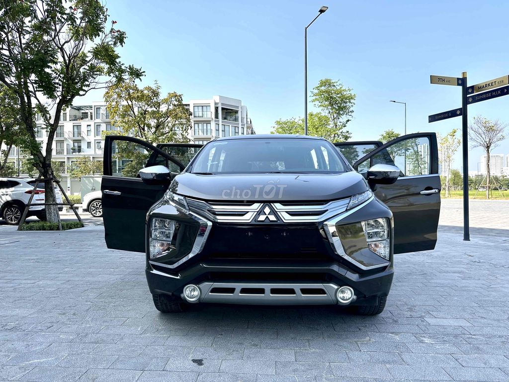 Mitsubishi Xpander nhập khẩu 2021