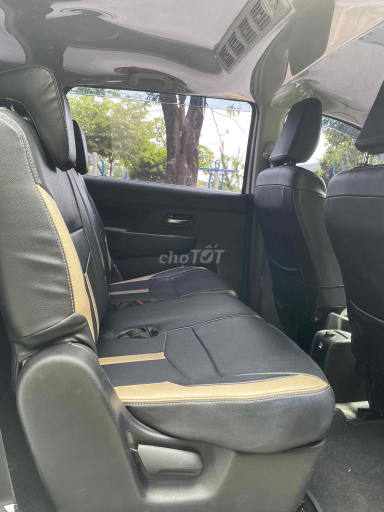 Suzuki Ertiga Hybrid 2023 Trắng 51.000km. Mua bán Ô tô tại Thành phố Thủ Đức Tp Hồ Chí Minh được đăng bởi Cargo hình 8